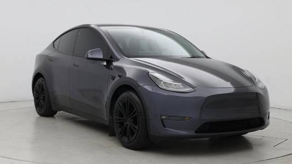 TESLA MODEL Y 2021 5YJYGDEE0MF272355 image